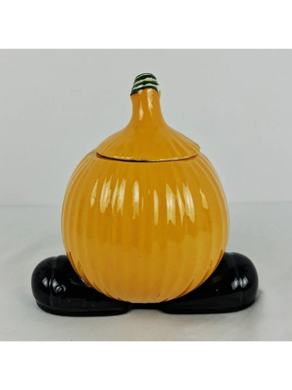 VTG 1975 GARE INC Anthropomorphic Ceramic Crying Onion Hand-Painted Jar with Lid